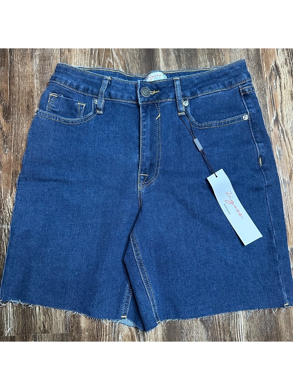 NWT Vigoss Ace High rise shorts